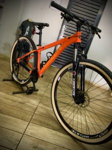 Bike aro 29 Aluminio Absolute Nero 4 - 24 Marchas Shimano - Foto da Bicicleta