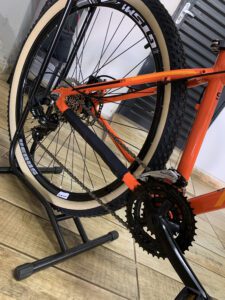 Bike aro 29 Aluminio Absolute Nero 4 - 24 Marchas Shimano - Foto relação câmbios shimano